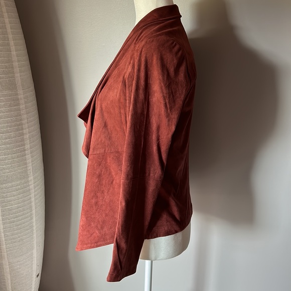 BB DAKOTA Wade Faux Suede Drape Cherrywood Jacket - Picture 4 of 8